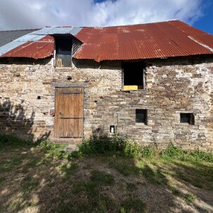 BoquetEastWallFacade01