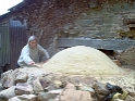 20111029 BREAD OVEN DOME SAND-CLAY 04