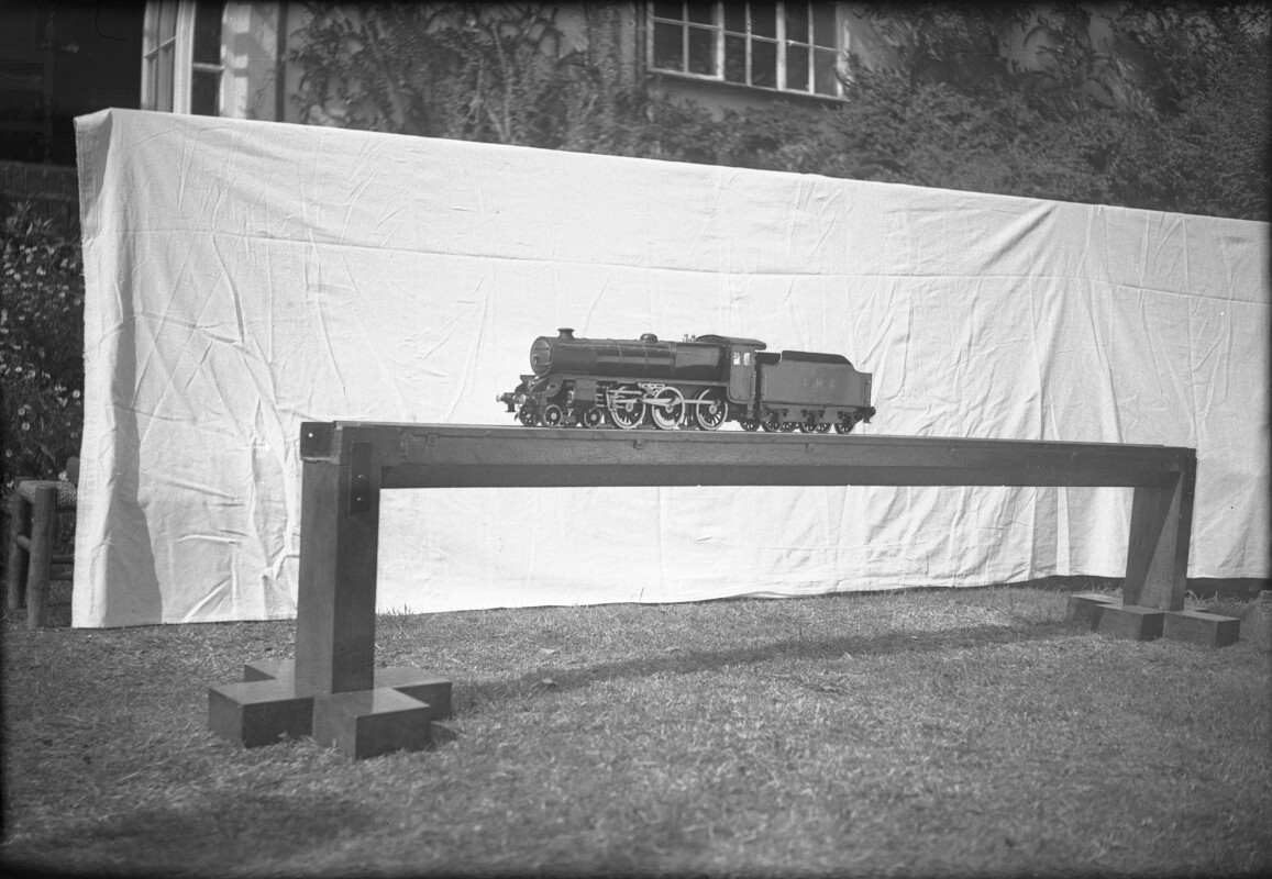 19500000s G. S. LONG's Locomotive 'Britannia' 4-6-0 70000 07