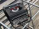 20180506 Olivetti Studio 42 Typewriter Black Crinkle 05