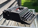 20180506 Olivetti Studio 42 Typewriter Black Crinkle 06