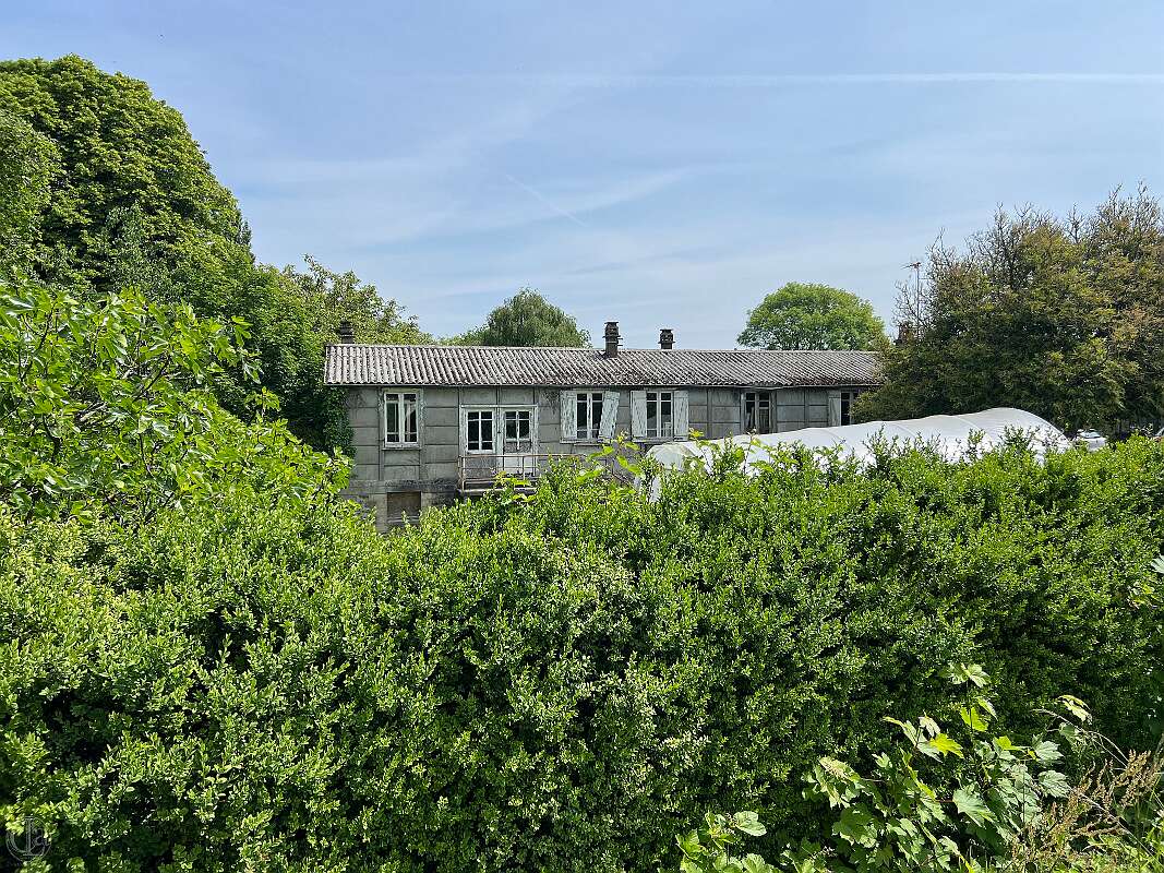 19500000c Emergency Housing Baraquements Villedieu-les-Poeles 02