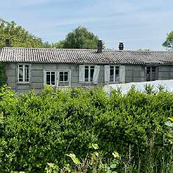 19500000c Emergency Housing Baraquements Villedieu-les-Poeles 01
